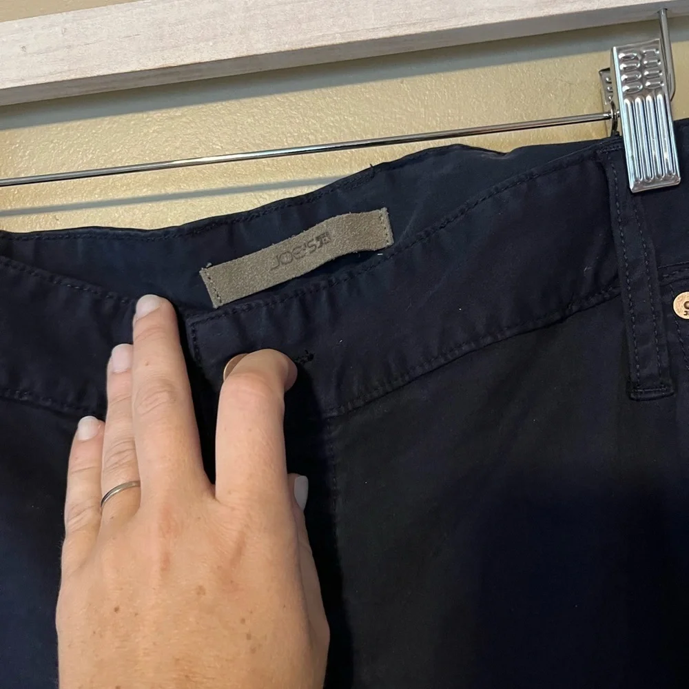 Joe’s Jeans The Brixton Straight and Narrow Pants NWT